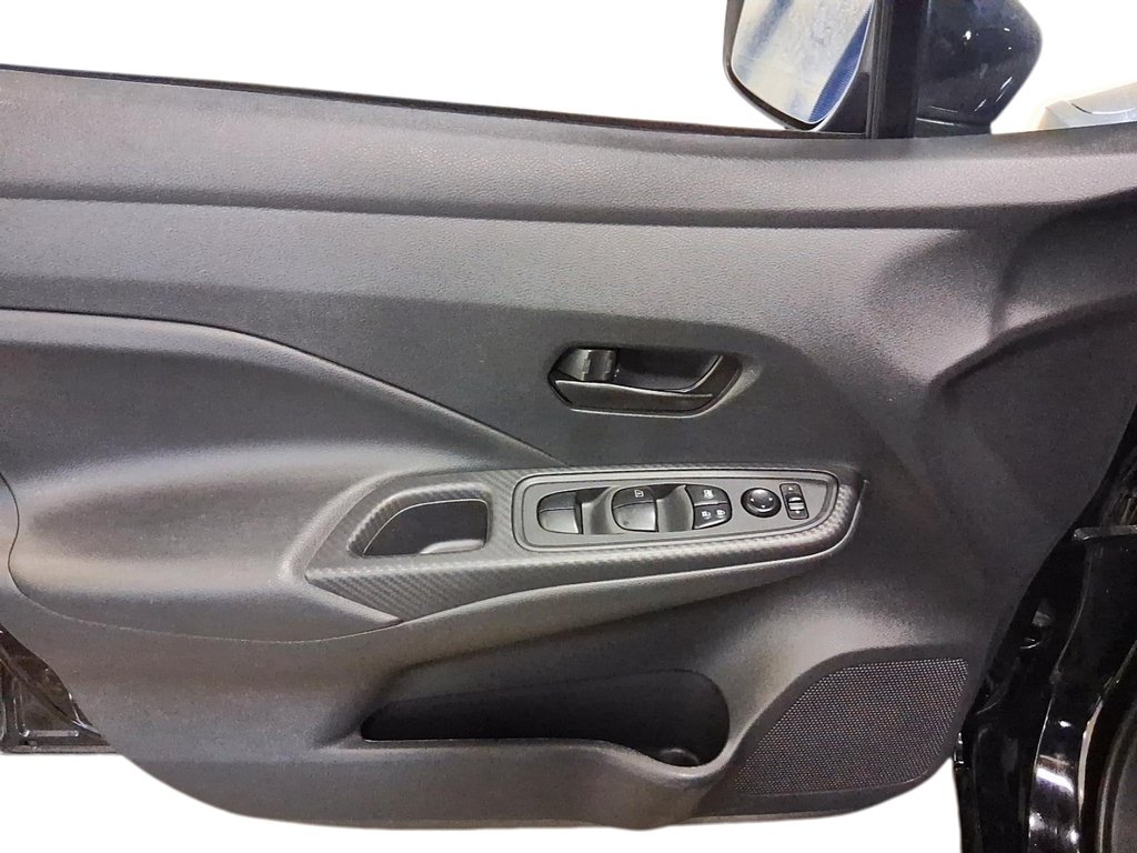 2024 Nissan Versa S CVT in Stratford, Ontario - 11 - w1024h768px