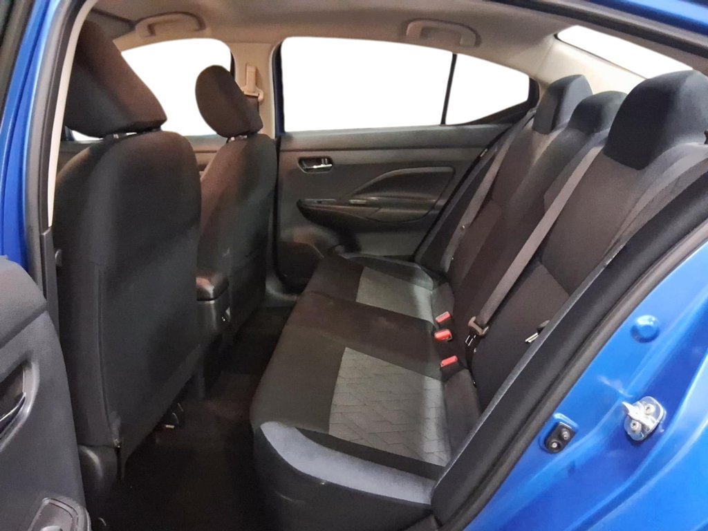 2024 Nissan Versa SV CVT in Stratford, Ontario - 9 - w1024h768px