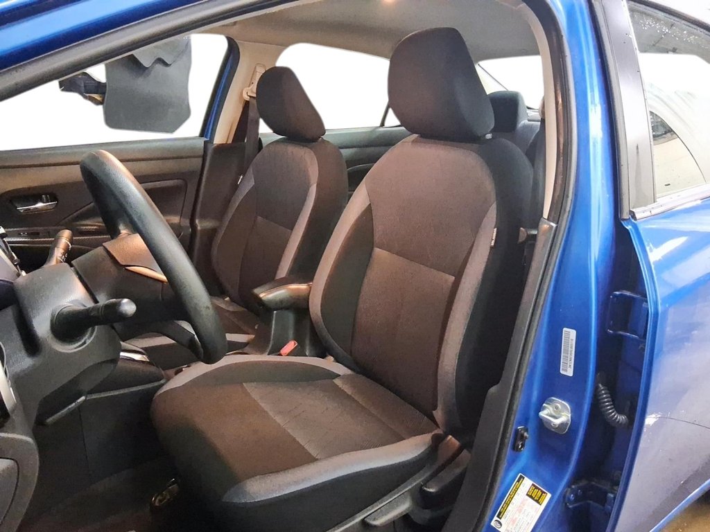 2024 Nissan Versa SV CVT in Stratford, Ontario - 8 - w1024h768px