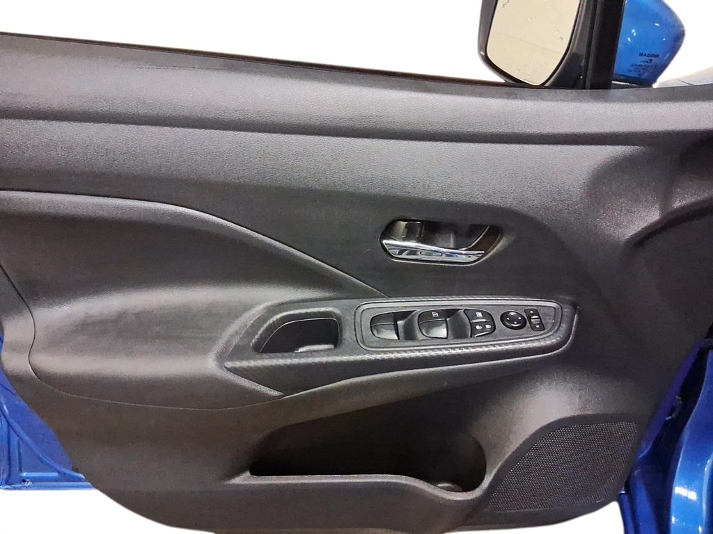 2024 Nissan Versa SV CVT in Stratford, Ontario - 11 - w1024h768px