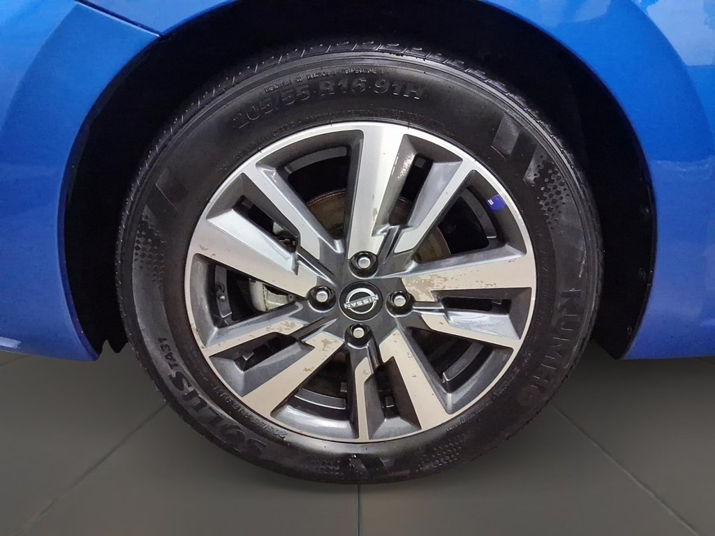 2024 Nissan Versa SV CVT in Stratford, Ontario - 7 - w1024h768px