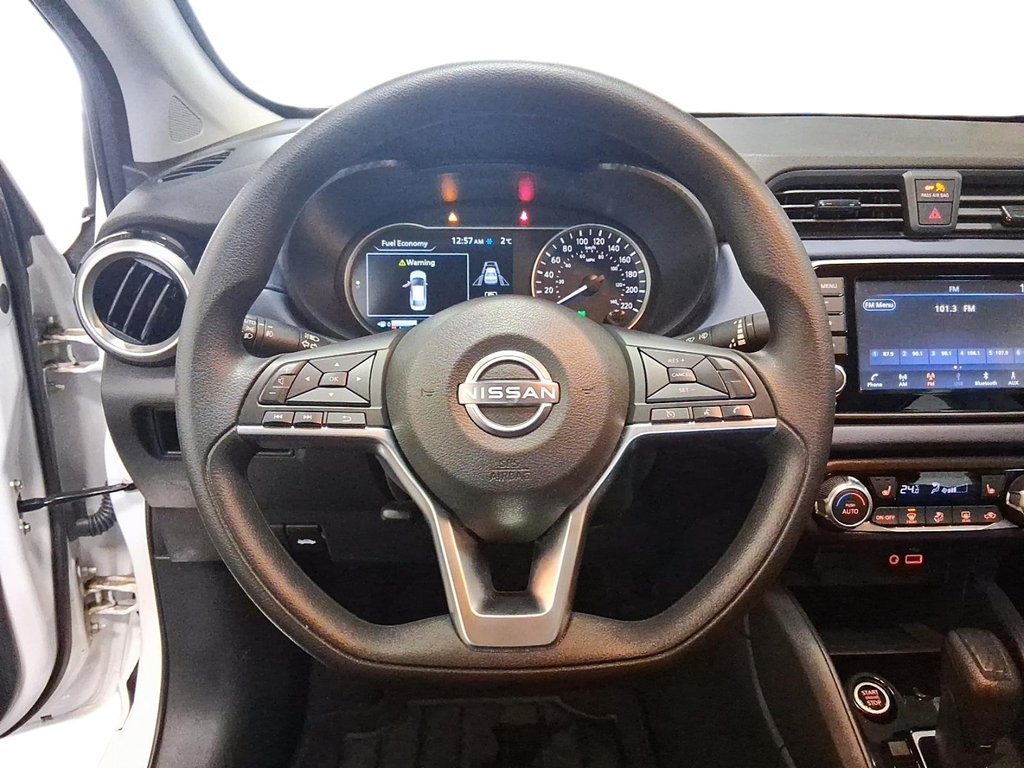 2024 Nissan Versa SV CVT in Stratford, Ontario - 12 - w1024h768px