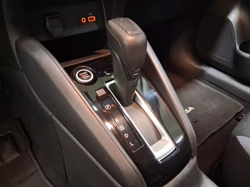 2024 Nissan Versa SV CVT in Stratford, Ontario - 16 - w1024h768px