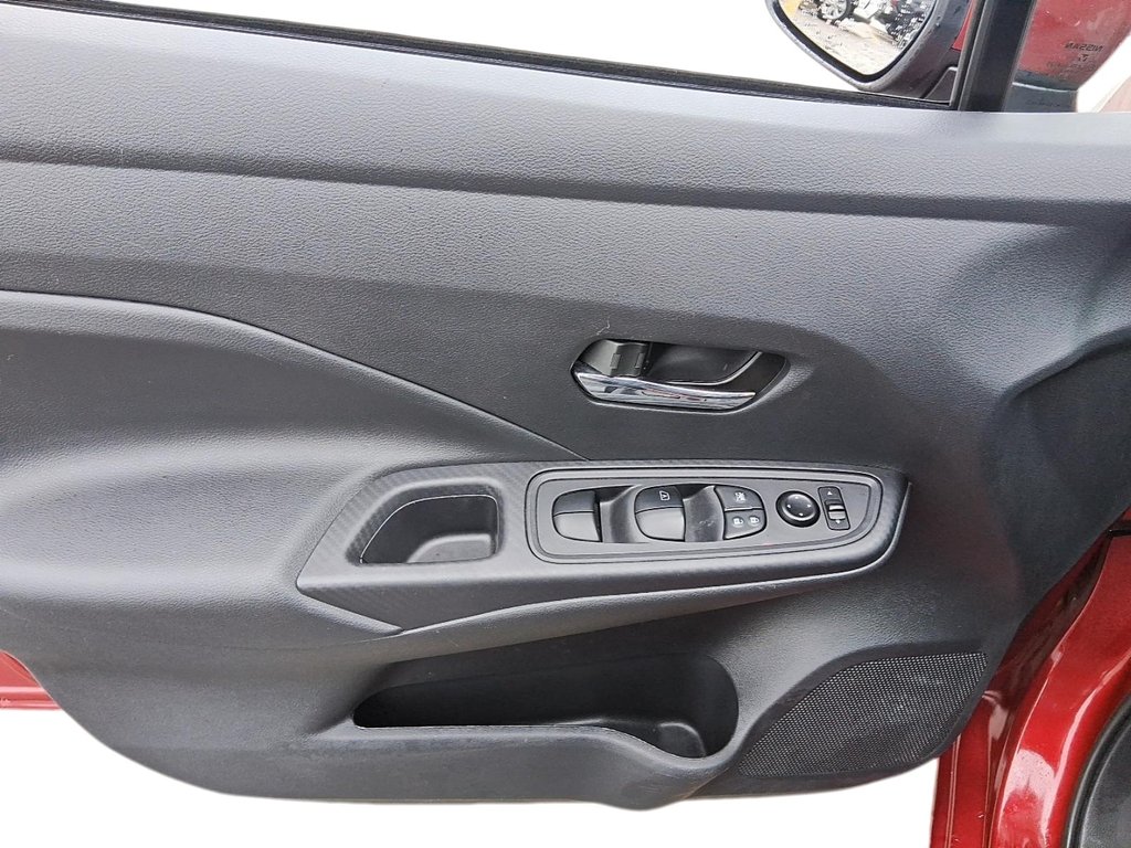 2024 Nissan Versa SV CVT in Stratford, Ontario - 11 - w1024h768px