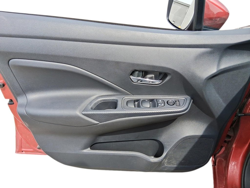 2024 Nissan Versa SV CVT in Stratford, Ontario - 11 - w1024h768px