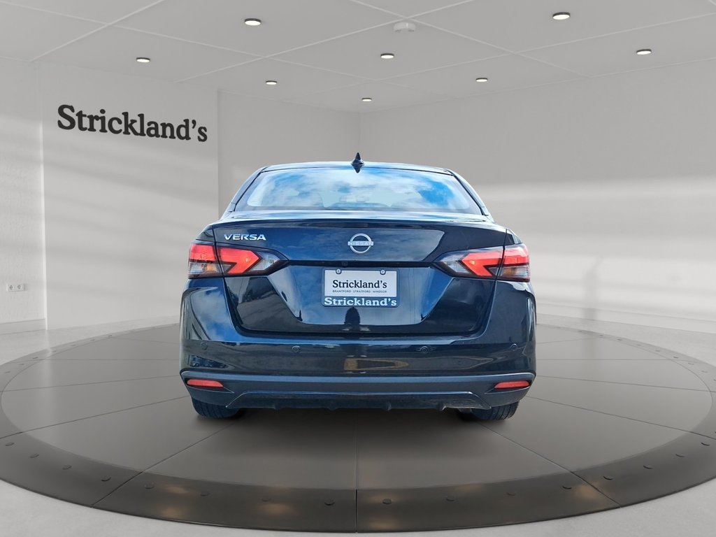 2025 Nissan Versa SV CVT in Stratford, Ontario - 3 - w1024h768px
