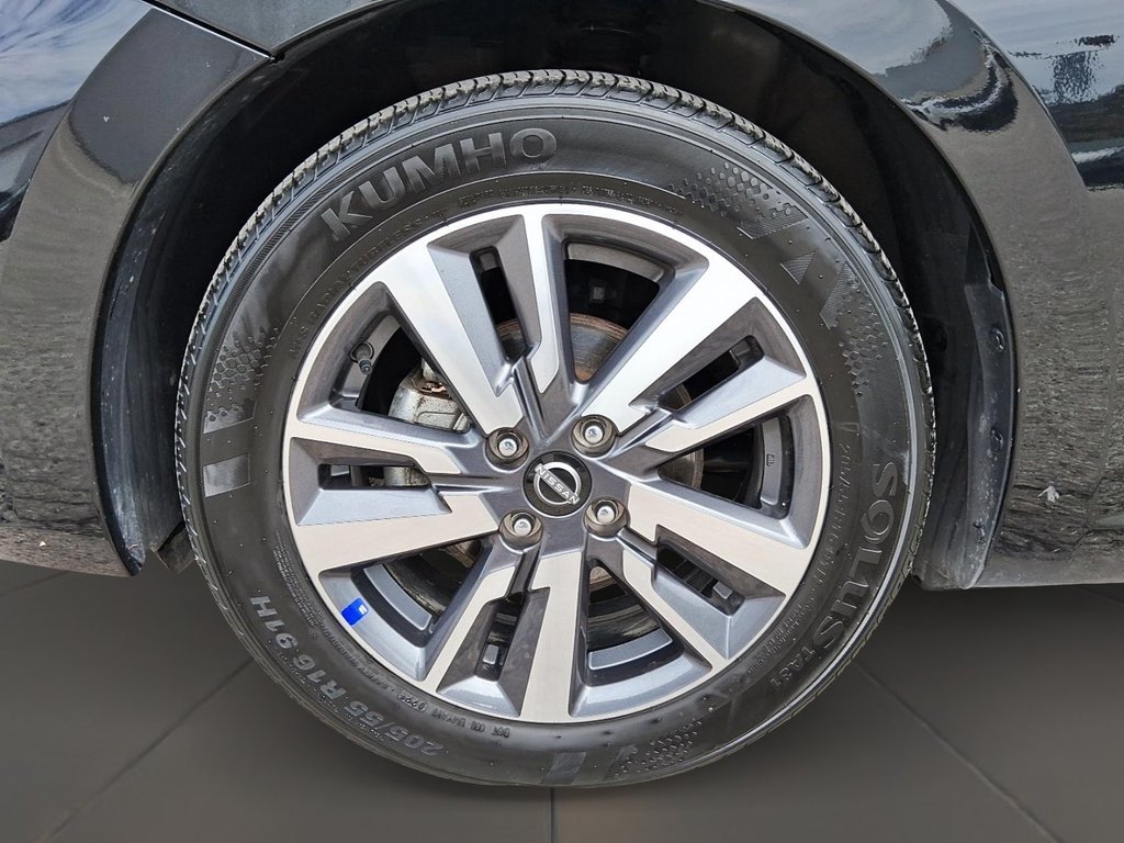2025 Nissan Versa SV CVT in Stratford, Ontario - 7 - w1024h768px