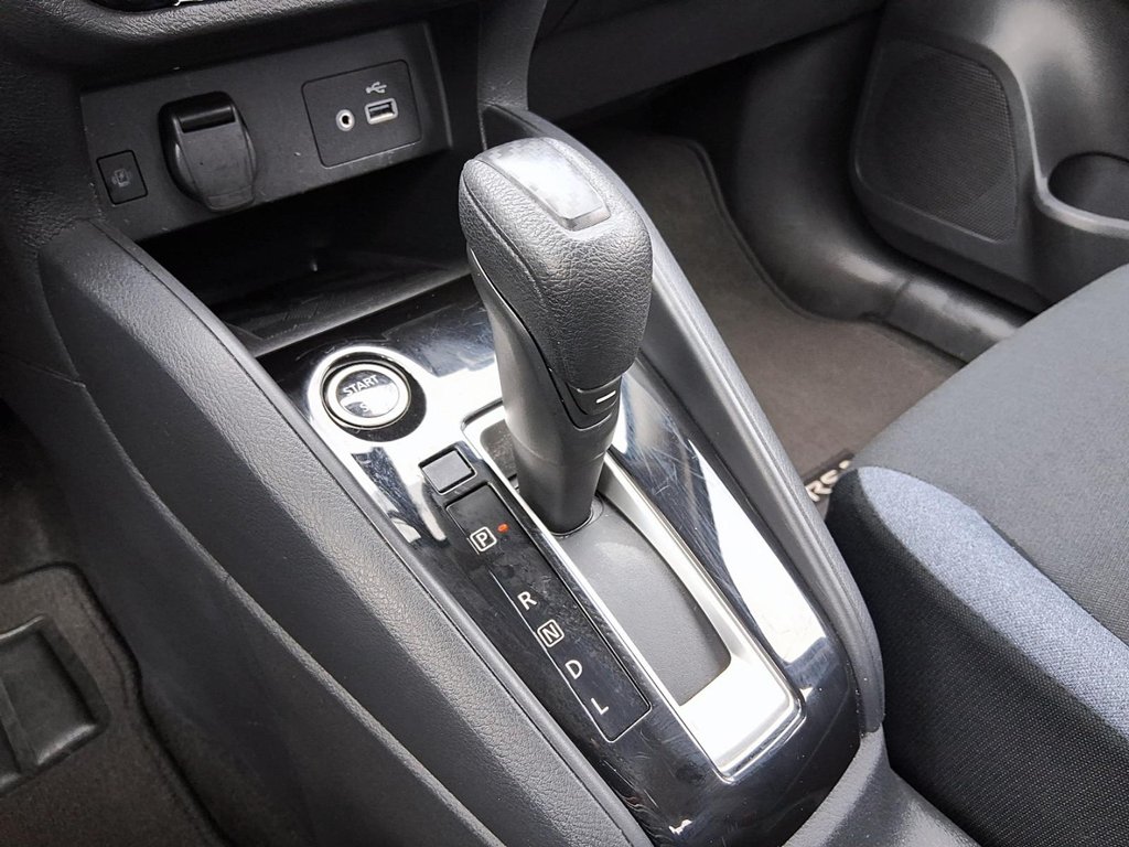 2025 Nissan Versa SV CVT in Stratford, Ontario - 16 - w1024h768px