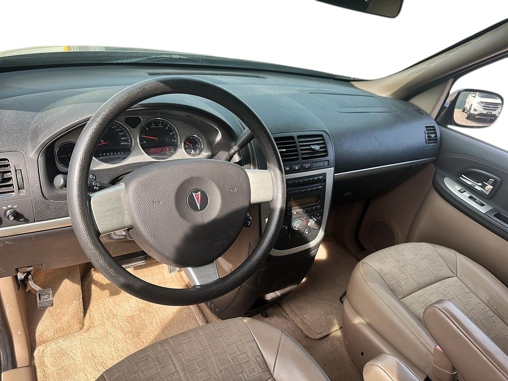 2008 Pontiac Montana SV6 4D Wagon in Stratford, Ontario - 8 - w1024h768px