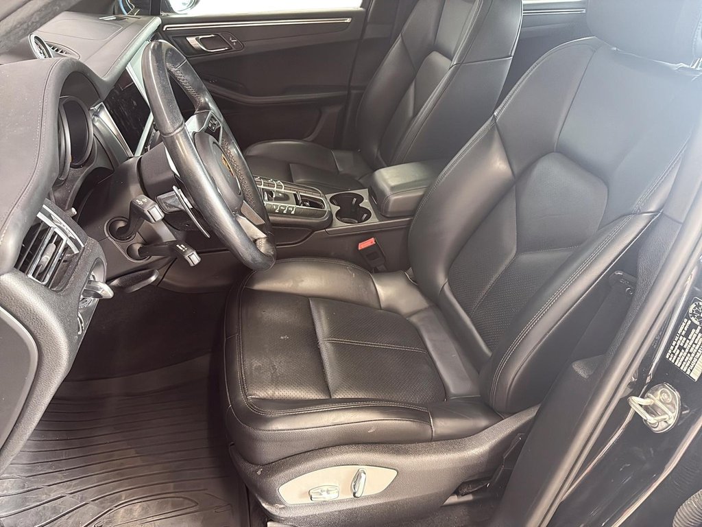 2021 Porsche Macan in Stratford, Ontario - 8 - w1024h768px