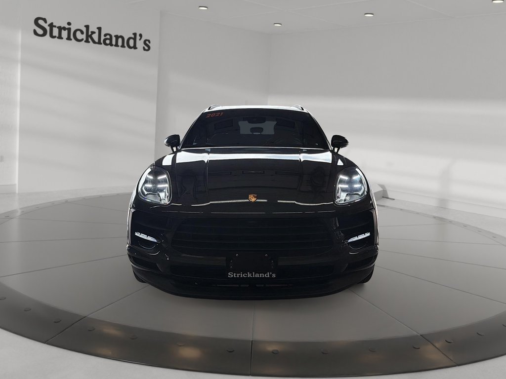 2021 Porsche Macan in Stratford, Ontario - 2 - w1024h768px
