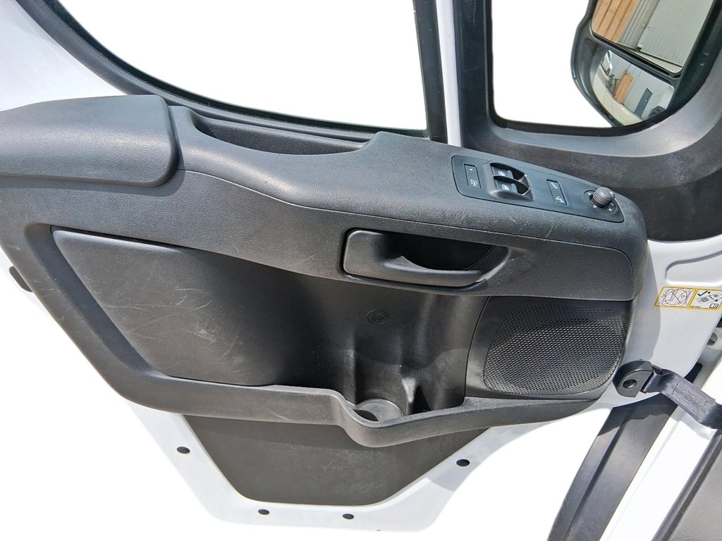2025 Ram ProMaster Cargo Van SLT 2500 High Roof 136 WB in Stratford, Ontario - 10 - w1024h768px