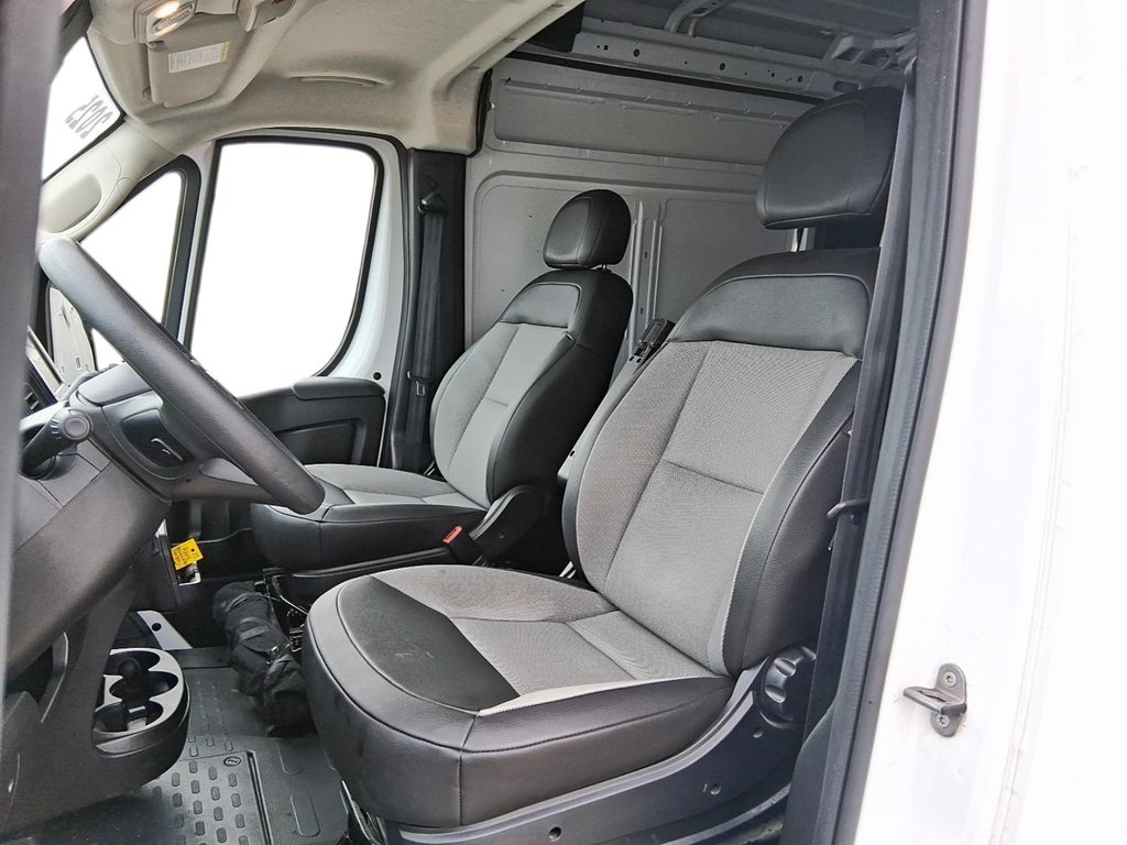 2025 Ram ProMaster Cargo Van Tradesman 2500 High Roof 136 WB in Stratford, Ontario - 8 - w1024h768px