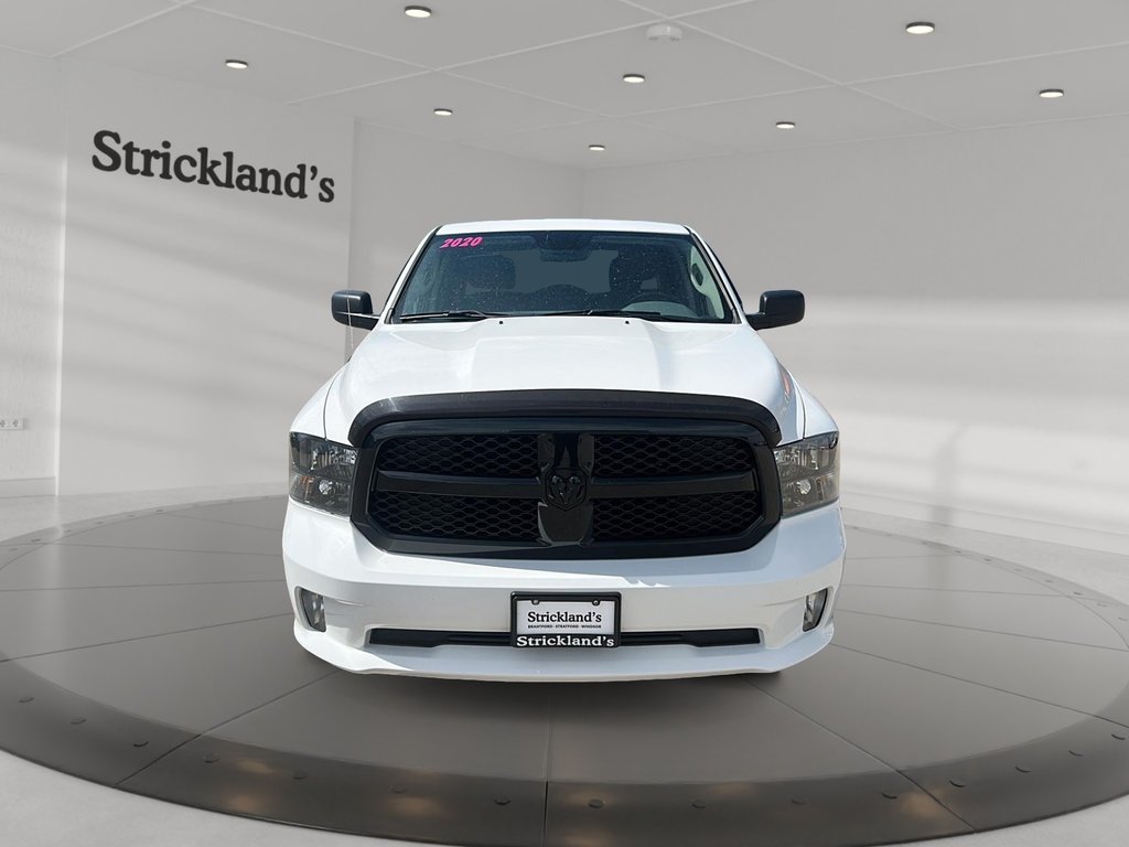 2020 Ram RAM 1500 Classic Crew Cab 4x4 (DS) ST (140.5 WB 5'7 Box) SWB in Stratford, Ontario - 2 - w1024h768px