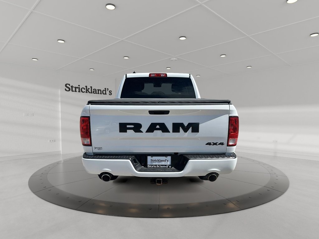 2020 Ram RAM 1500 Classic Crew Cab 4x4 (DS) ST (140.5 WB 5'7 Box) SWB in Stratford, Ontario - 3 - w1024h768px