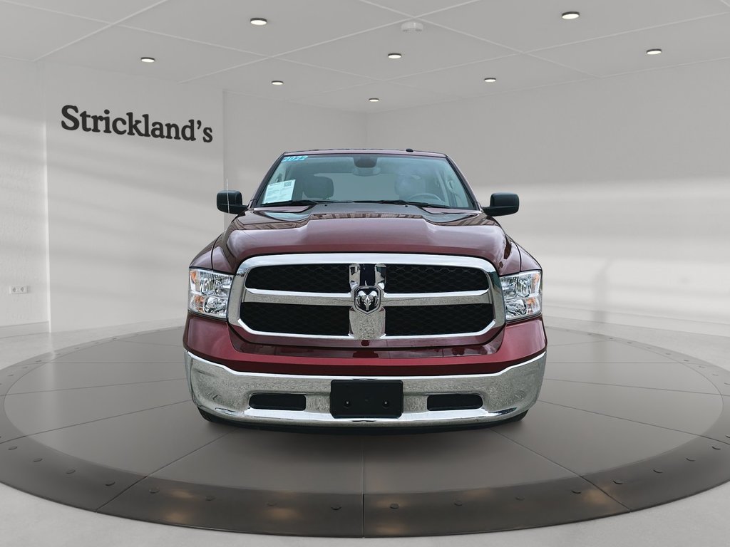 2022  RAM 1500 Classic Crew Cab 4x4 (DS) SLT (140.5 WB 5'7 Box) SWB in Stratford, Ontario - 2 - w1024h768px