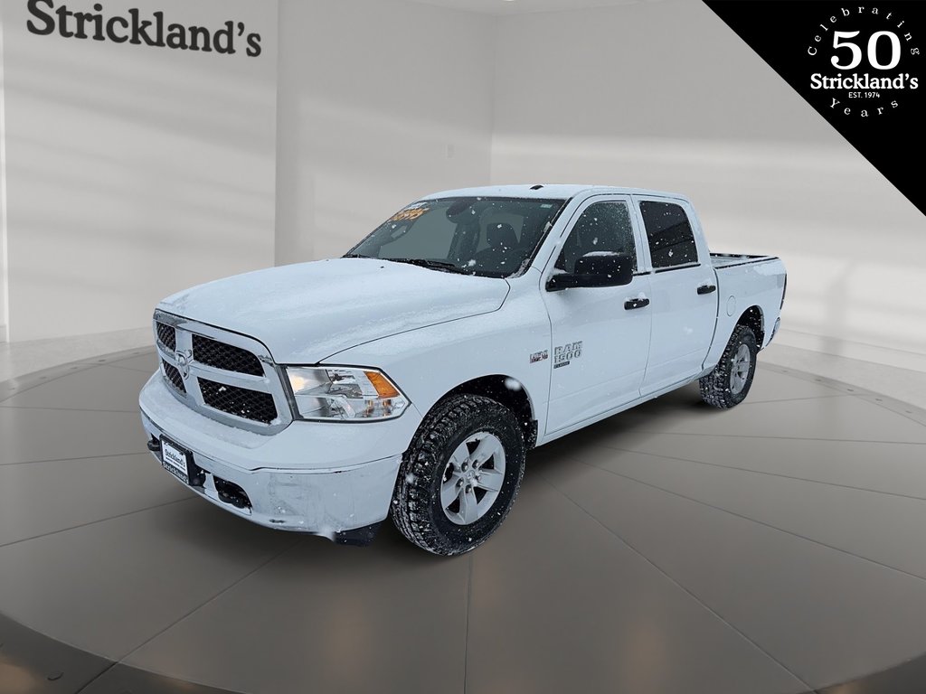 2023 Ram RAM 1500 Classic Crew Cab 4x4 (DS) SLT (140.5 WB 5'7 Box) SWB in Stratford, Ontario - 1 - w1024h768px