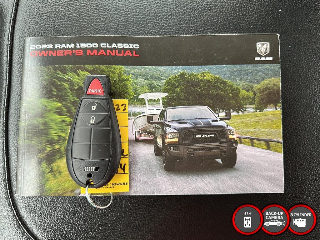 2023 Ram RAM 1500 Classic Crew Cab 4x4 (DS) SLT (140.5 WB 5'7 Box) SWB in Stratford, Ontario - 16 - w1024h768px