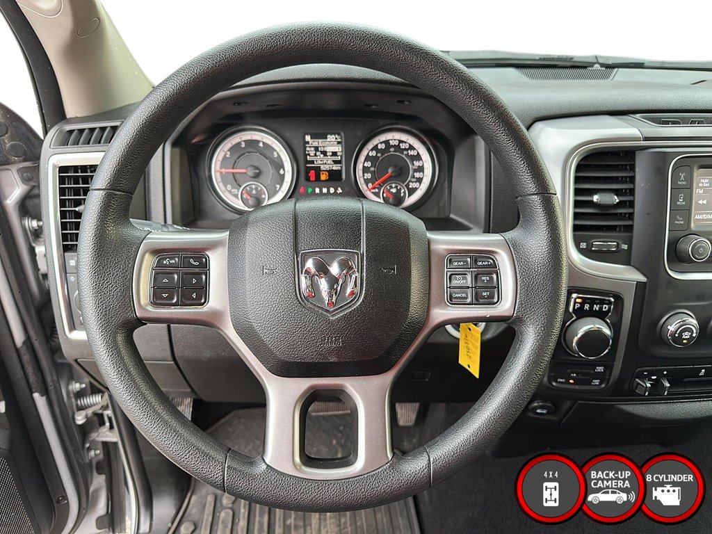 2023 Ram RAM 1500 Classic Crew Cab 4x4 (DS) SLT (140.5 WB 5'7 Box) SWB in Stratford, Ontario - 11 - w1024h768px