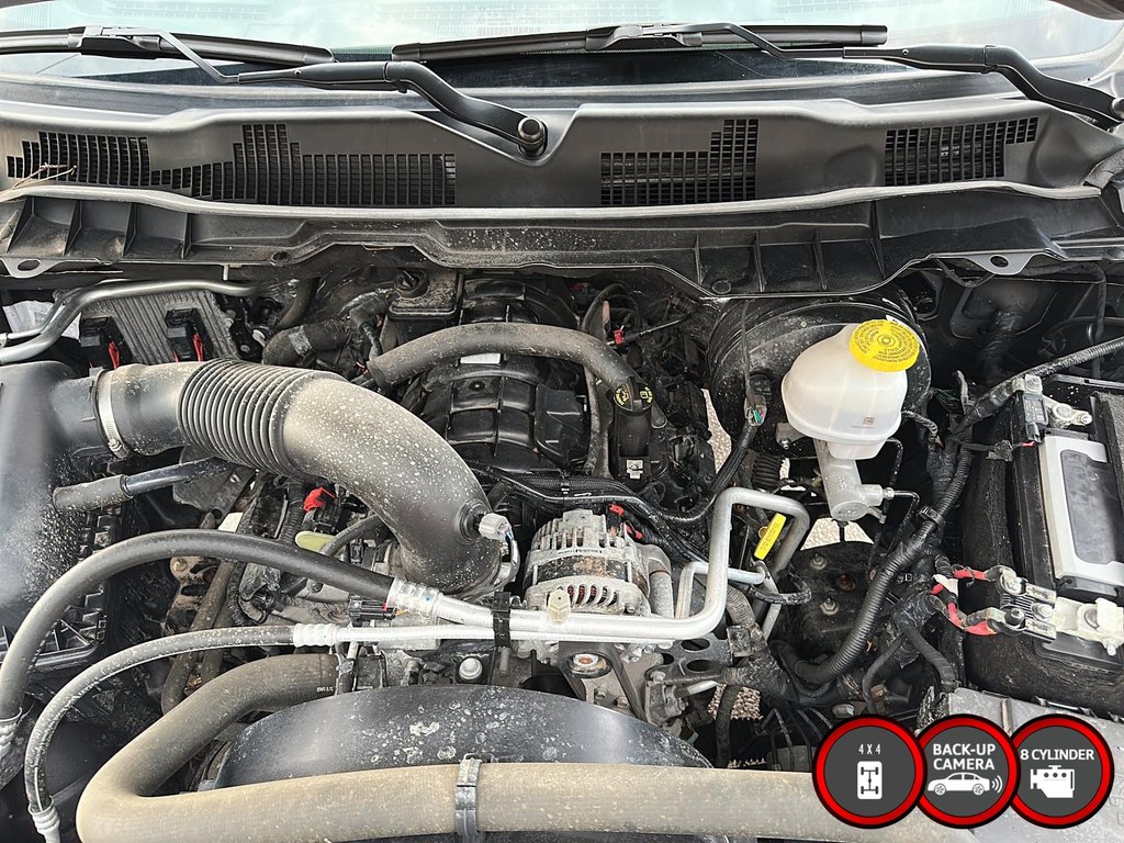 2023 Ram RAM 1500 Classic Crew Cab 4x4 (DS) SLT (140.5 WB 5'7 Box) SWB in Stratford, Ontario - 7 - w1024h768px