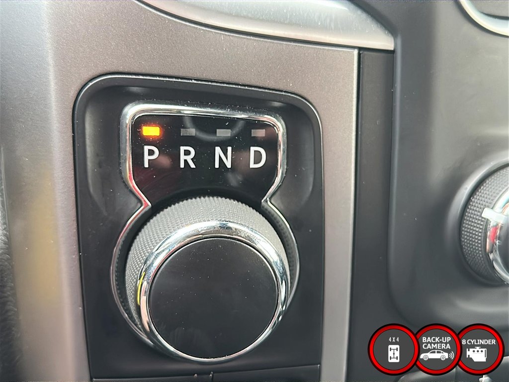 2023 Ram RAM 1500 Classic Crew Cab 4x4 (DS) SLT (140.5 WB 5'7 Box) SWB in Stratford, Ontario - 14 - w1024h768px