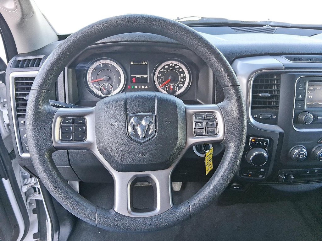 2023 Ram RAM 1500 Classic Crew Cab 4x4 (DS) SLT (140.5 WB 5'7 Box) SWB in Stratford, Ontario - 12 - w1024h768px