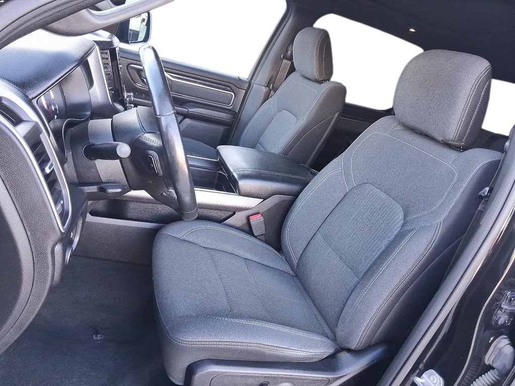 2019 Ram RAM 1500 Crew Cab 4x4 (DT) Big Horn LWB in Stratford, Ontario - 8 - w1024h768px