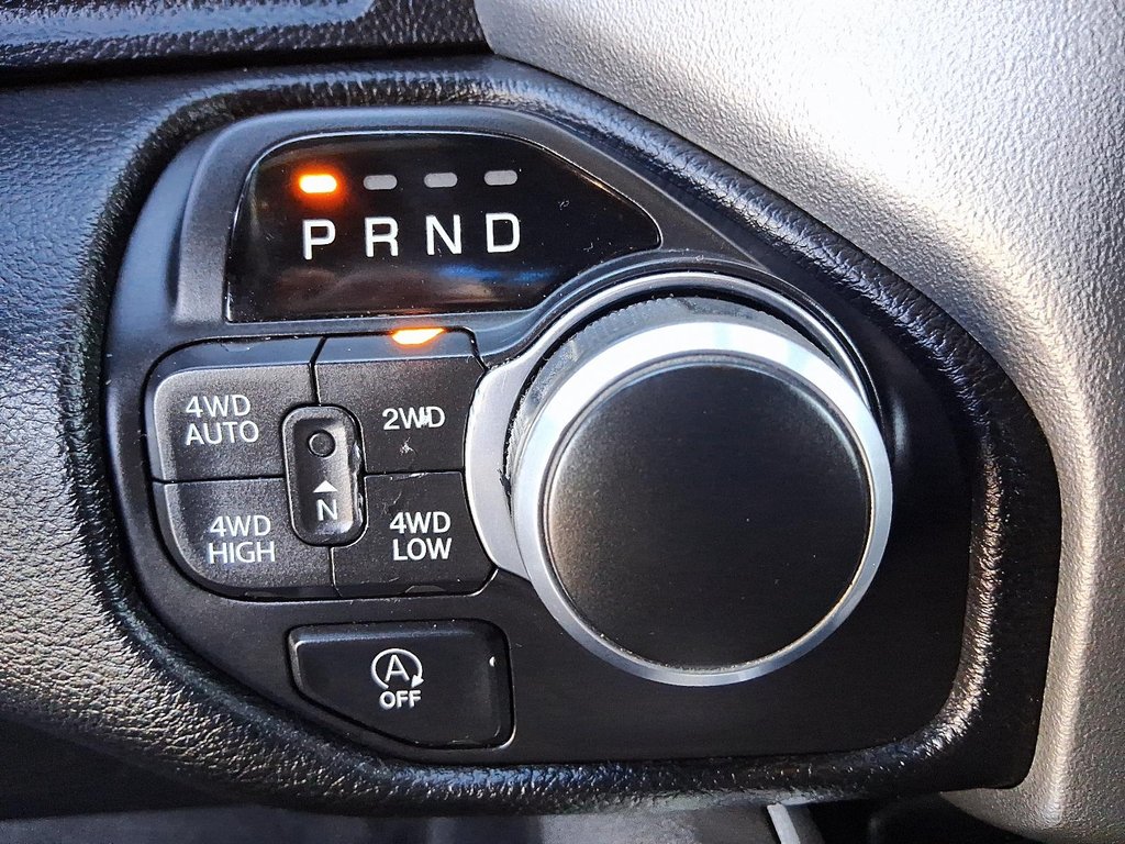 2019 Ram RAM 1500 Crew Cab 4x4 (DT) Big Horn LWB in Stratford, Ontario - 16 - w1024h768px