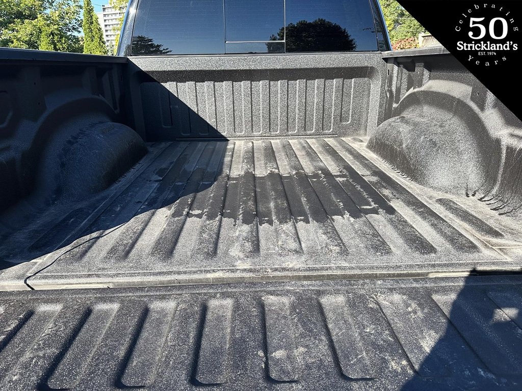 2022  RAM 1500 Crew Cab 4x4 (dt) Limited SWB in Stratford, Ontario - 18 - w1024h768px