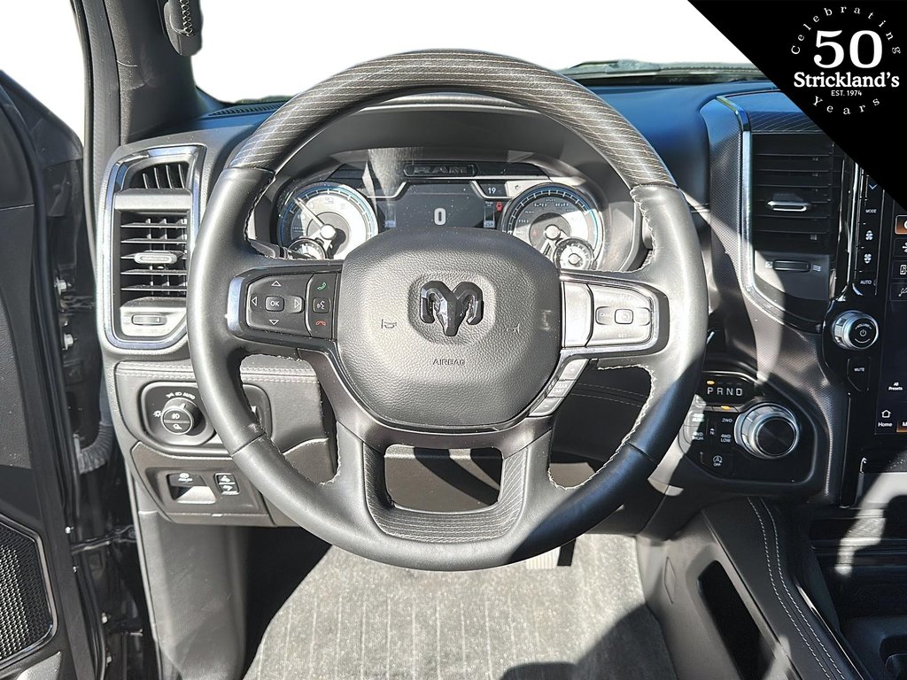 2022  RAM 1500 Crew Cab 4x4 (dt) Limited SWB in Stratford, Ontario - 11 - w1024h768px