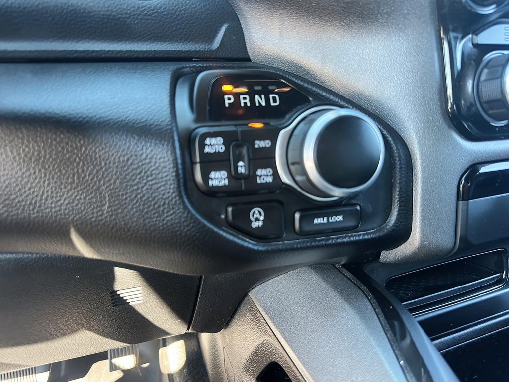 2023 Ram RAM 1500 Crew Cab 4x4 (dt) Big Horn SWB in Stratford, Ontario - 14 - w1024h768px
