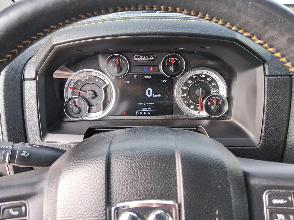 2016 Ram RAM 1500 Crew Cab 4x4 Sport (140.5 WB - 5.7 Box) in Stratford, Ontario - 15 - w1024h768px