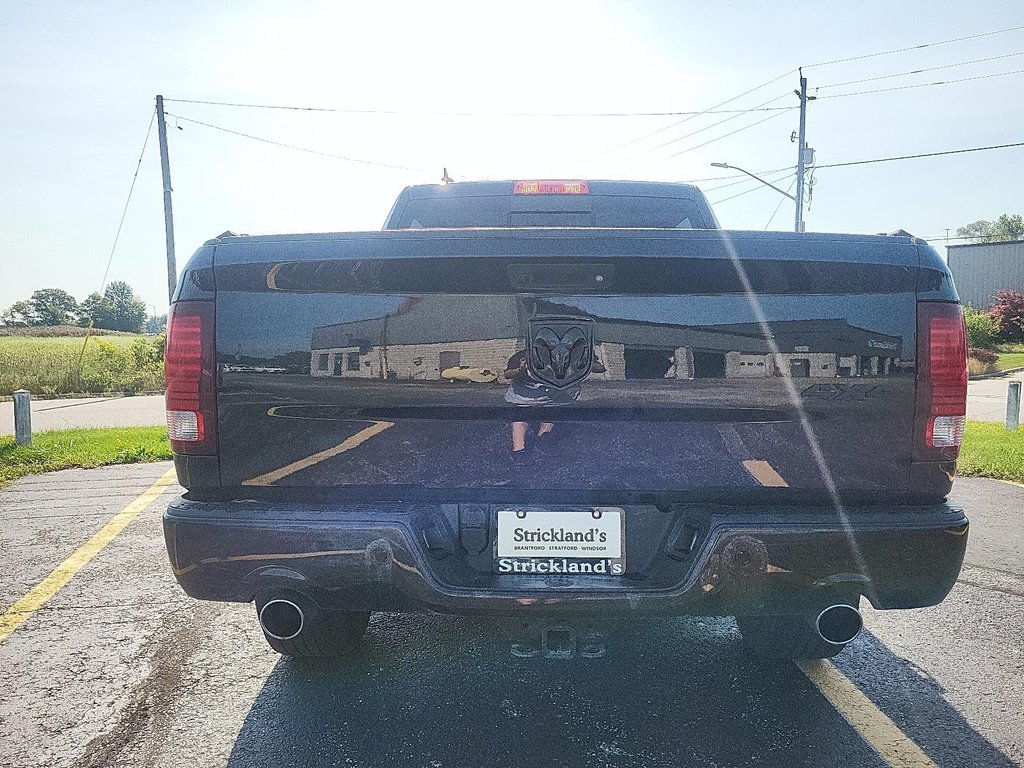 2018 Ram RAM 1500 Crew Cab 4x4 Sport (140.5 WB - 5.7 Box) in Stratford, Ontario - 3 - w1024h768px