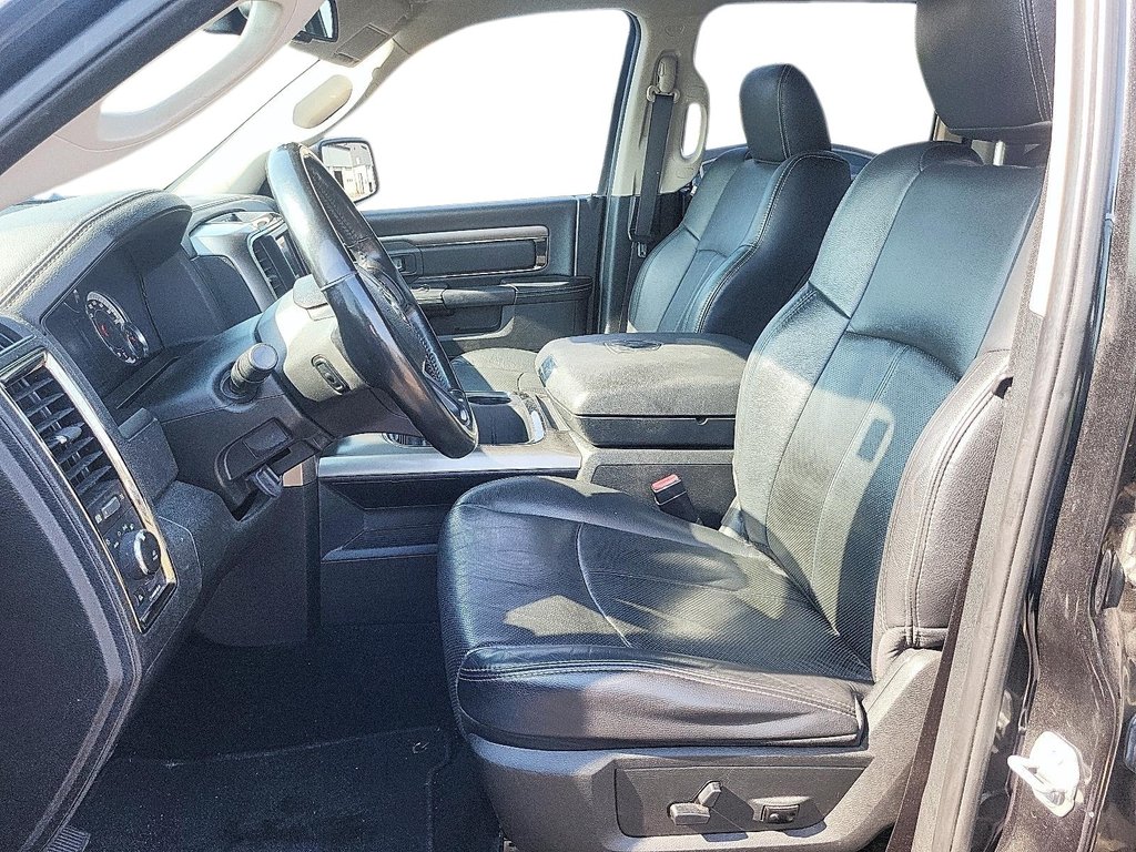 2018 Ram RAM 1500 Crew Cab 4x4 Sport (140.5 WB - 5.7 Box) in Stratford, Ontario - 8 - w1024h768px