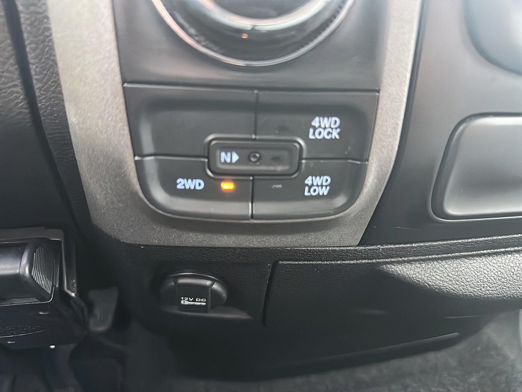 2019 Ram RAM 1500 Quad Cab 4x4 (ds) ST (140.5 WB 6'4 Box) in Stratford, Ontario - 14 - w1024h768px