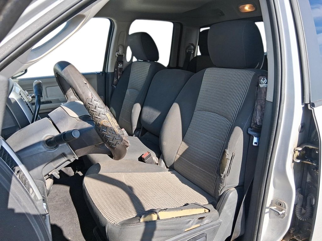 2012 Ram RAM 1500 Quad Cab 4x4 Outdoorsman in Stratford, Ontario - 7 - w1024h768px