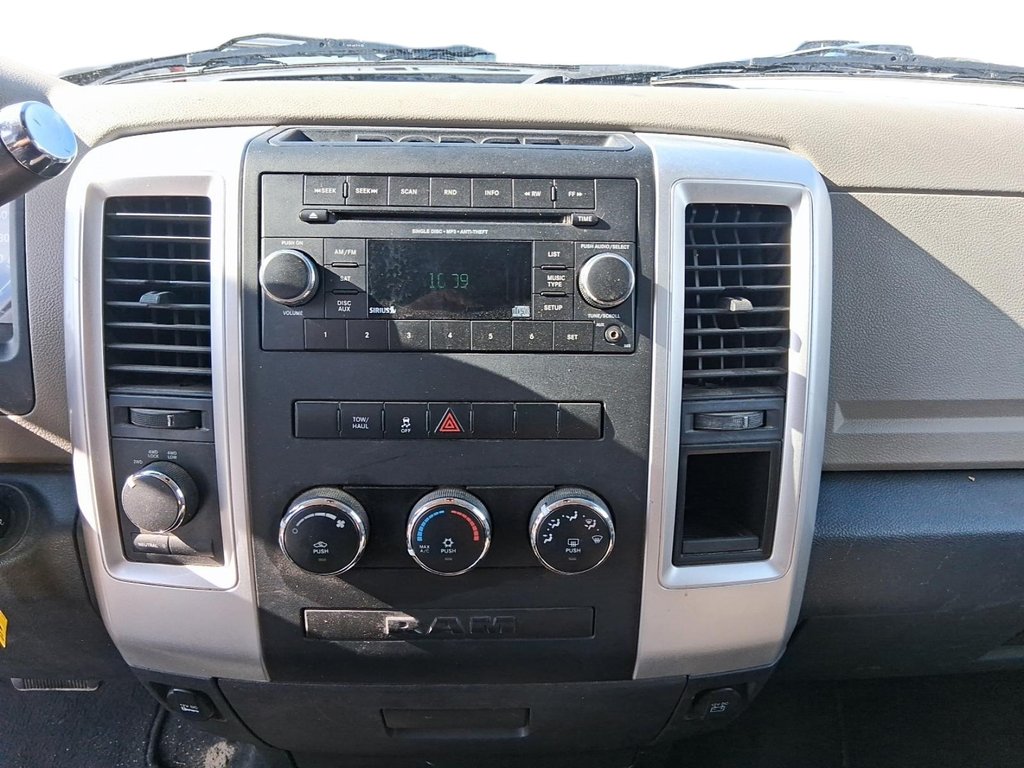 2012 Ram RAM 1500 Quad Cab 4x4 Outdoorsman in Stratford, Ontario - 14 - w1024h768px