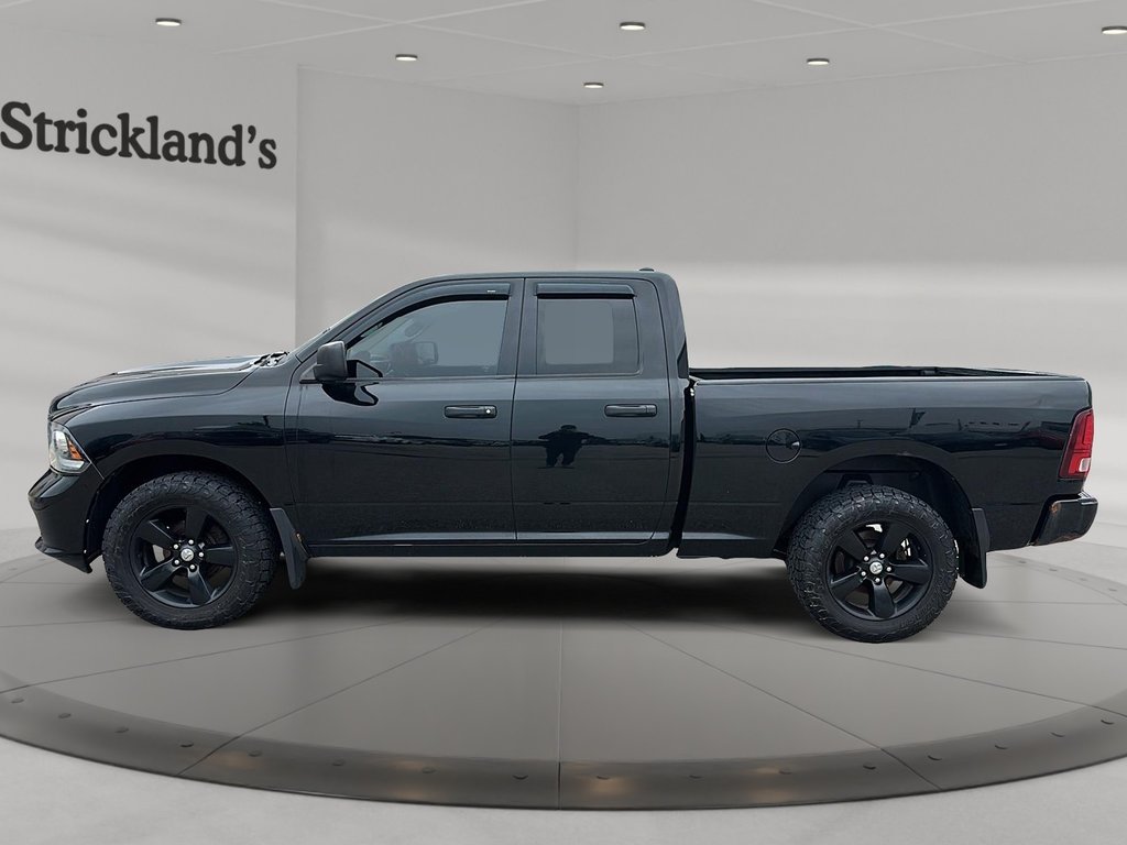 2014 Ram 1500 Quad Cab 4x4 ST (140.5 WB 6 4 Box) in Stratford, Ontario - 5 - w1024h768px
