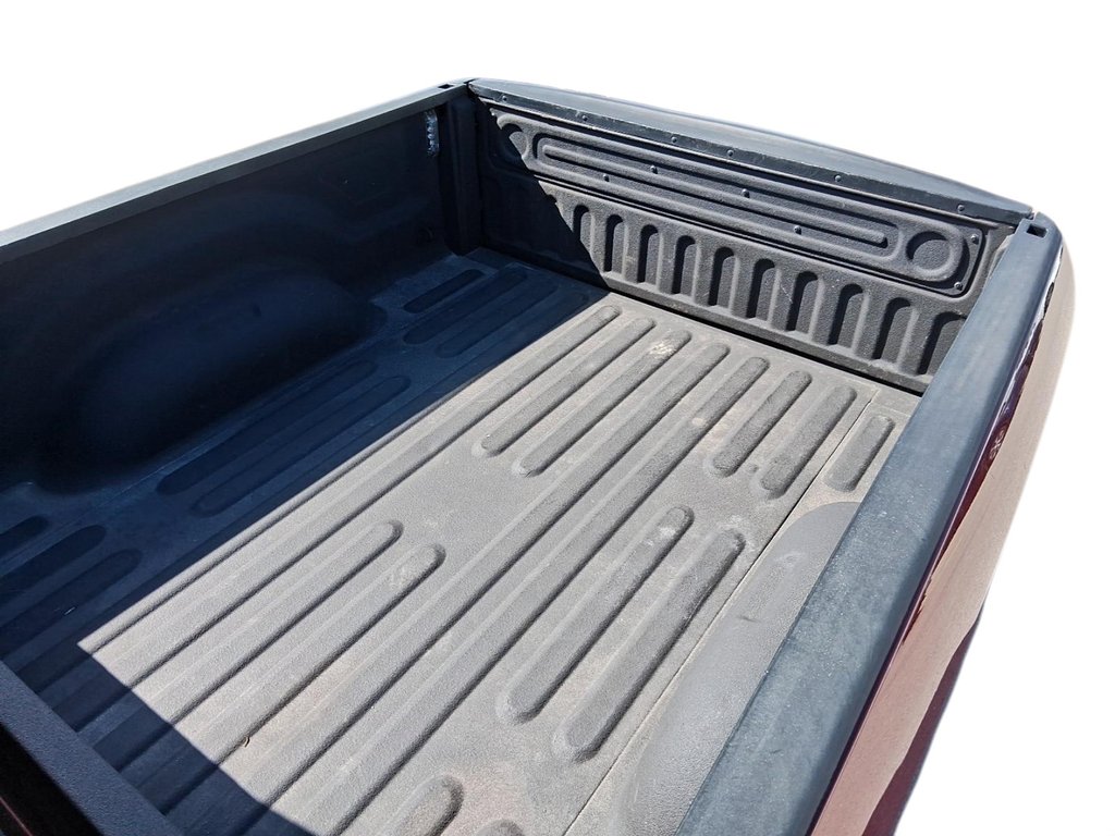 2016 Ram RAM 1500 Quad Cab 4x4 SLT (140.5 WB 6'4 Box) in Stratford, Ontario - 19 - w1024h768px