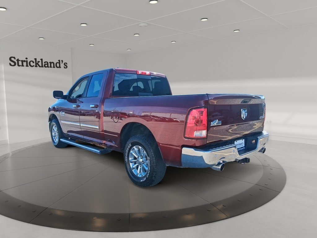 2016 Ram RAM 1500 Quad Cab 4x4 SLT (140.5 WB 6'4 Box) in Stratford, Ontario - 4 - w1024h768px