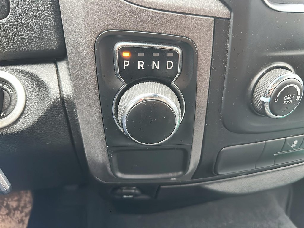 2019 Ram RAM 1500 Reg Cab 4x2 (DS) ST (120.5 WB 6'4 Box) in Stratford, Ontario - 14 - w1024h768px
