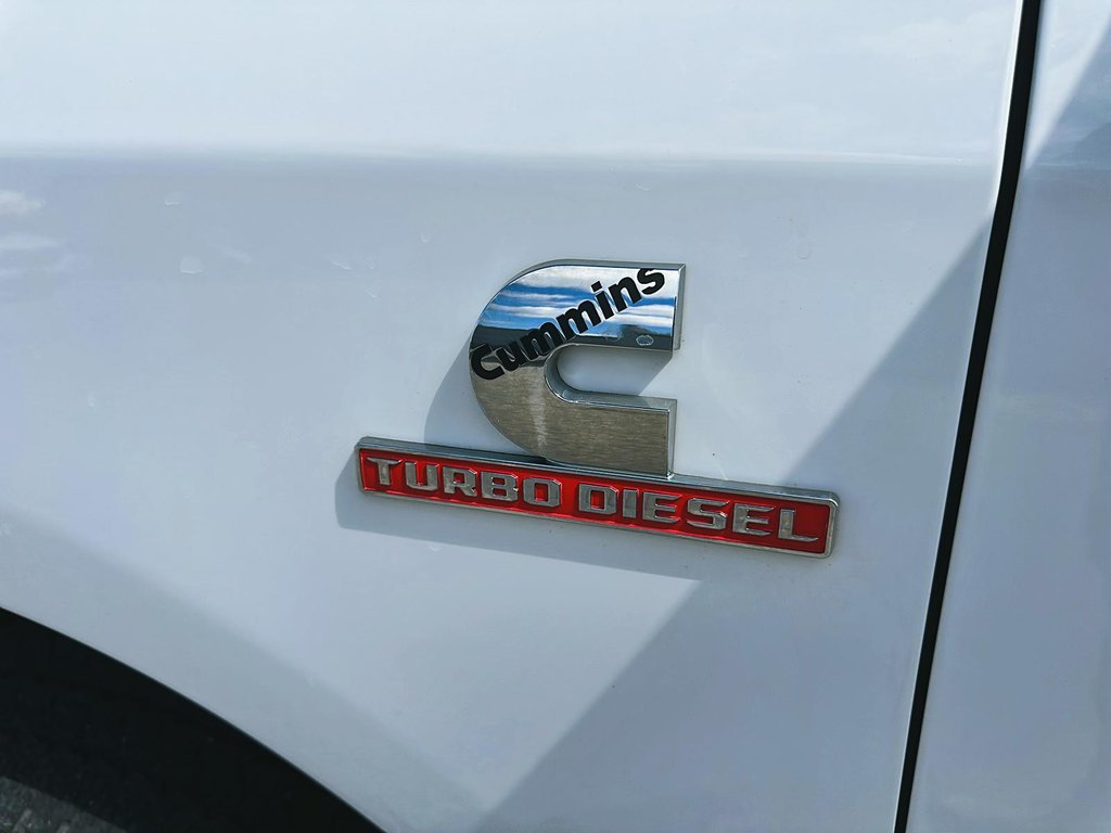 2019 Ram RAM 2500 Crew Cab 4x4 Big Horn (169 WB 8' Box) in Stratford, Ontario - 6 - w1024h768px