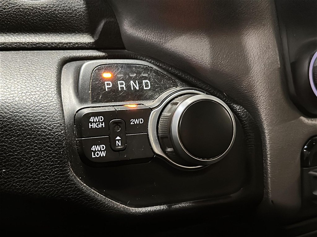 2020 Ram RAM 2500 Crew Cab 4x4 Big Horn (149 WB 6'4 Box) in Stratford, Ontario - 14 - w1024h768px