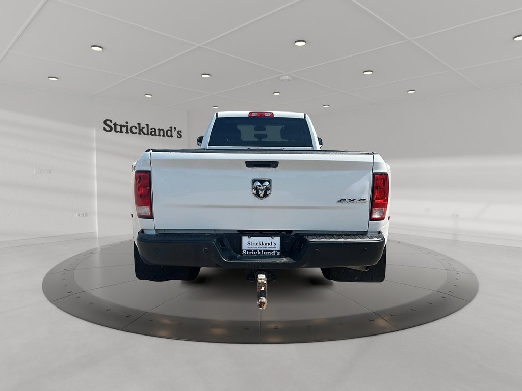 2016 Ram RAM 3500 Crew Cab 4x4 ST - (169 WB - 8 Box) in Stratford, Ontario - 3 - w1024h768px