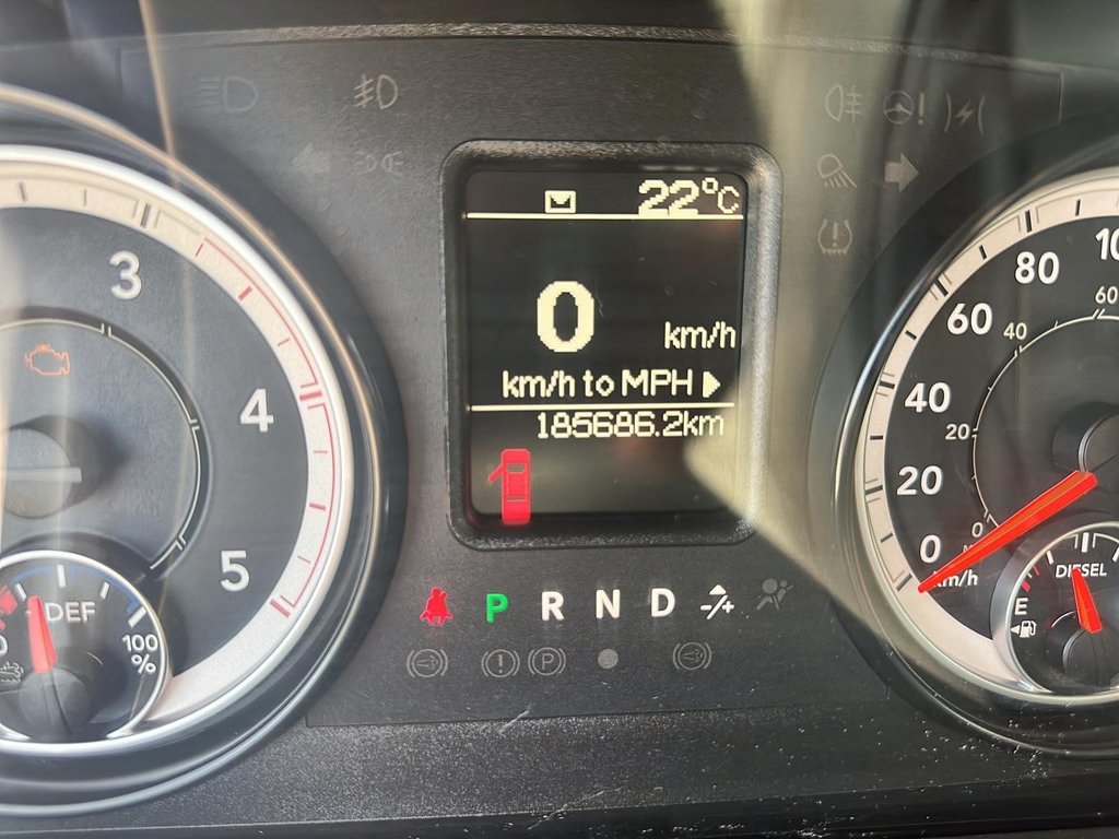 2016 Ram RAM 3500 Crew Cab 4x4 ST - (169 WB - 8 Box) in Stratford, Ontario - 12 - w1024h768px