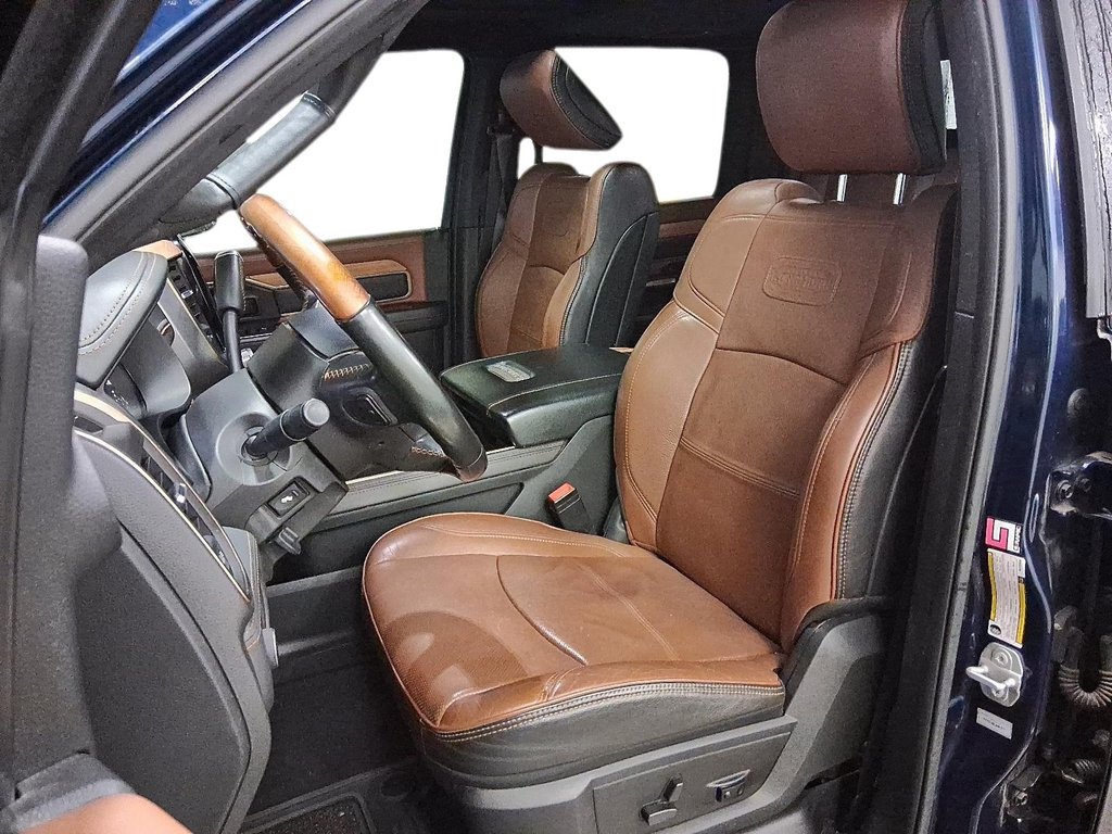 2021 Ram RAM 3500 Mega Cab 4x4 Longhorn (160 WB - 6' 4 Box) in Stratford, Ontario - 9 - w1024h768px