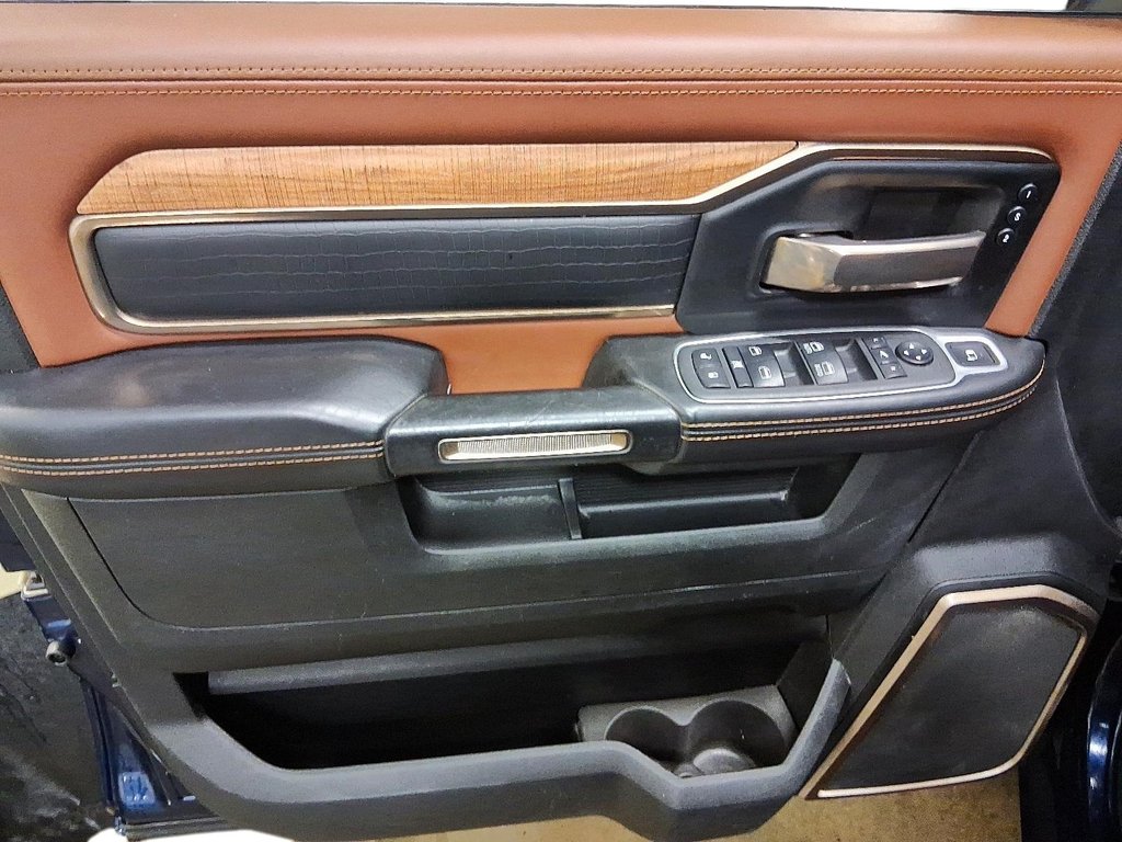 2021 Ram RAM 3500 Mega Cab 4x4 Longhorn (160 WB - 6' 4 Box) in Stratford, Ontario - 12 - w1024h768px