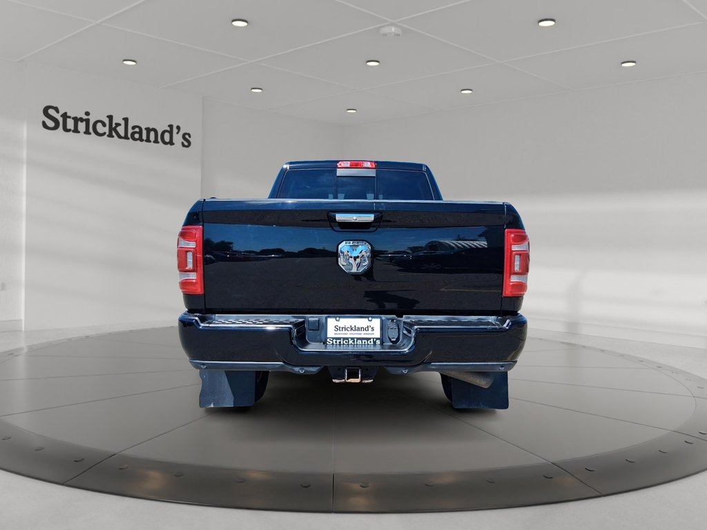 2022 Ram RAM 3500 Mega Cab 4x4 Limited (160 WB 6.4' Box) in Stratford, Ontario - 3 - w1024h768px