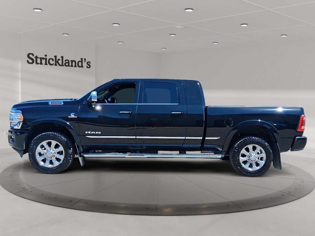 2022 Ram RAM 3500 Mega Cab 4x4 Limited (160 WB 6.4' Box) in Stratford, Ontario - 5 - w1024h768px