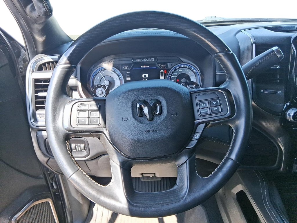2022 Ram RAM 3500 Mega Cab 4x4 Limited (160 WB 6.4' Box) in Stratford, Ontario - 13 - w1024h768px